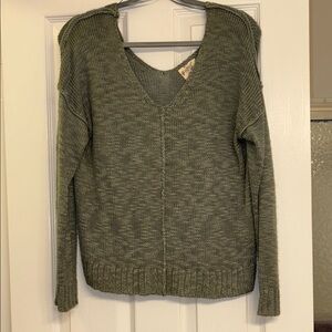Hippie Rose V-Neck Sweater in Olive